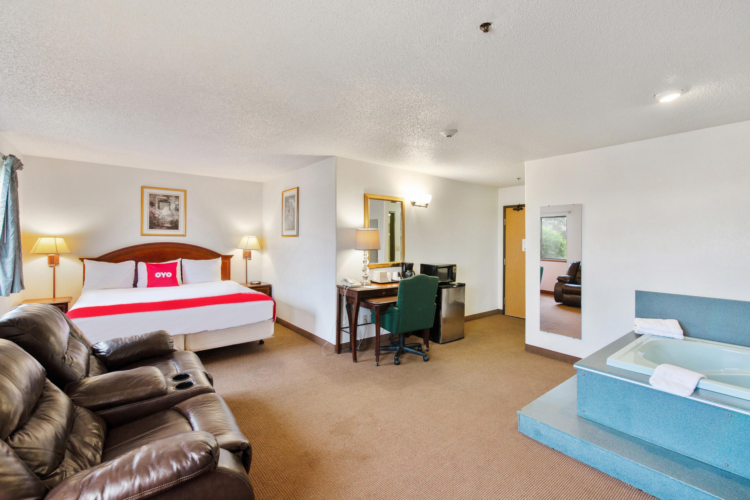 Oyo Hotel Portage I-94 Bagian luar foto