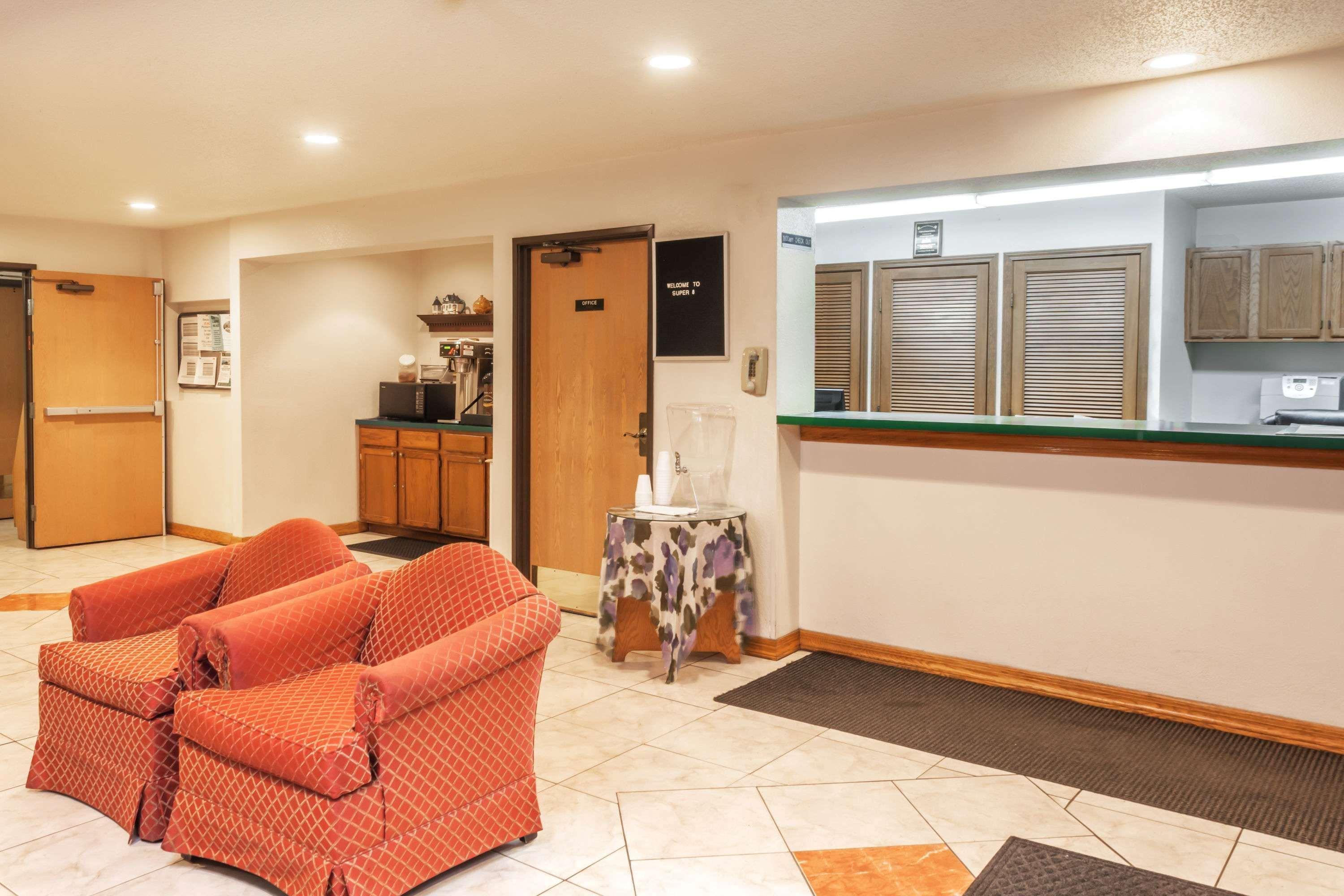 Oyo Hotel Portage I-94 Bagian luar foto