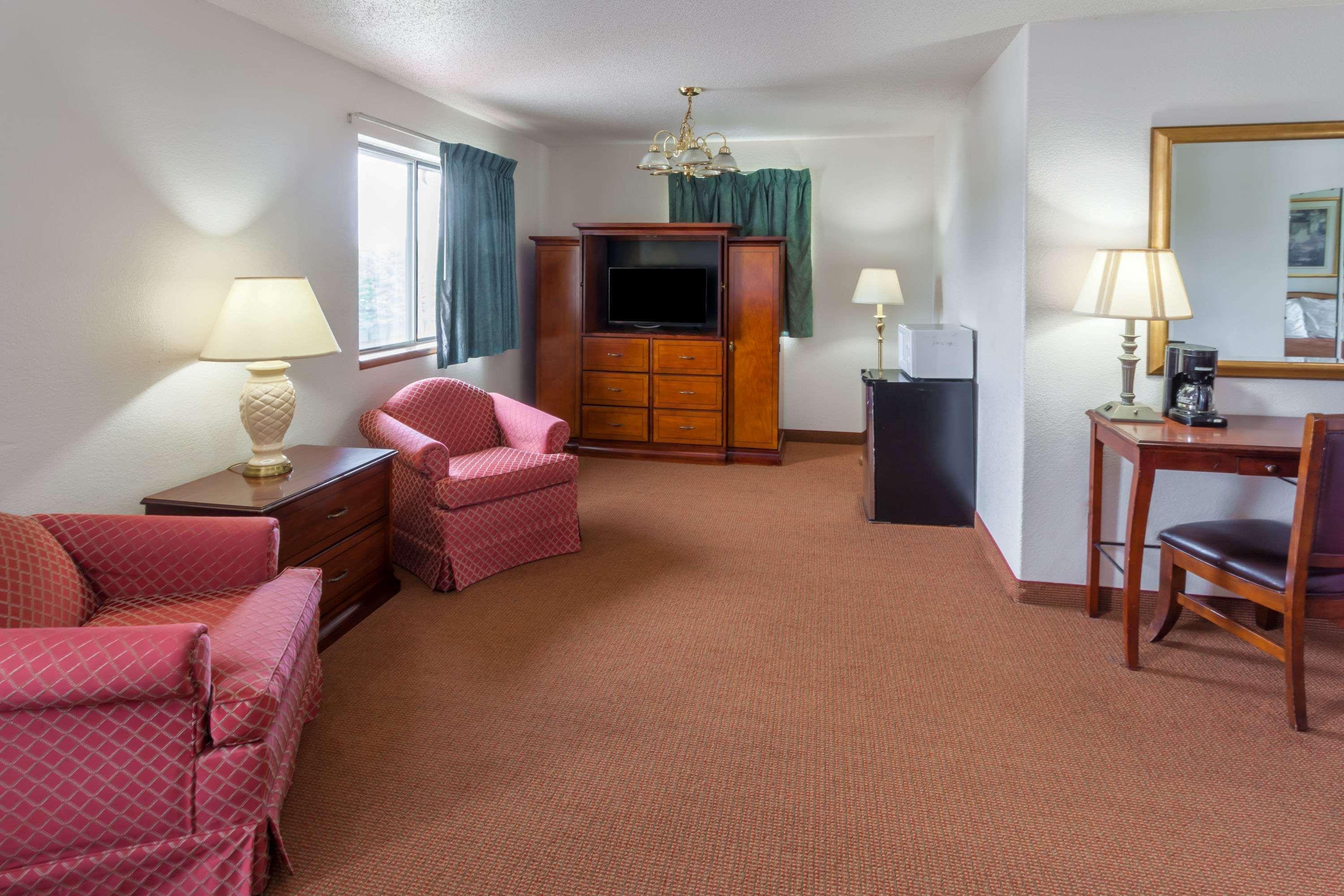 Oyo Hotel Portage I-94 Bagian luar foto