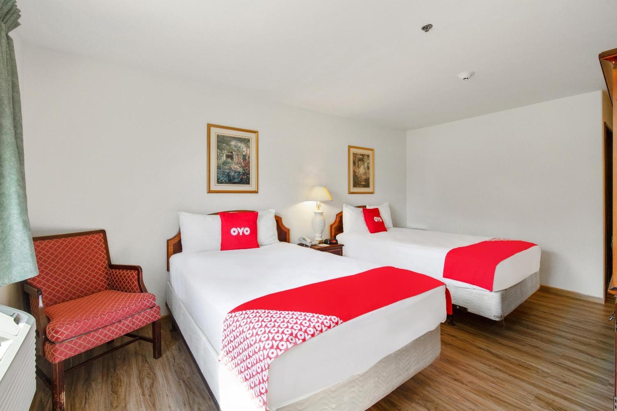 Oyo Hotel Portage I-94 Bagian luar foto